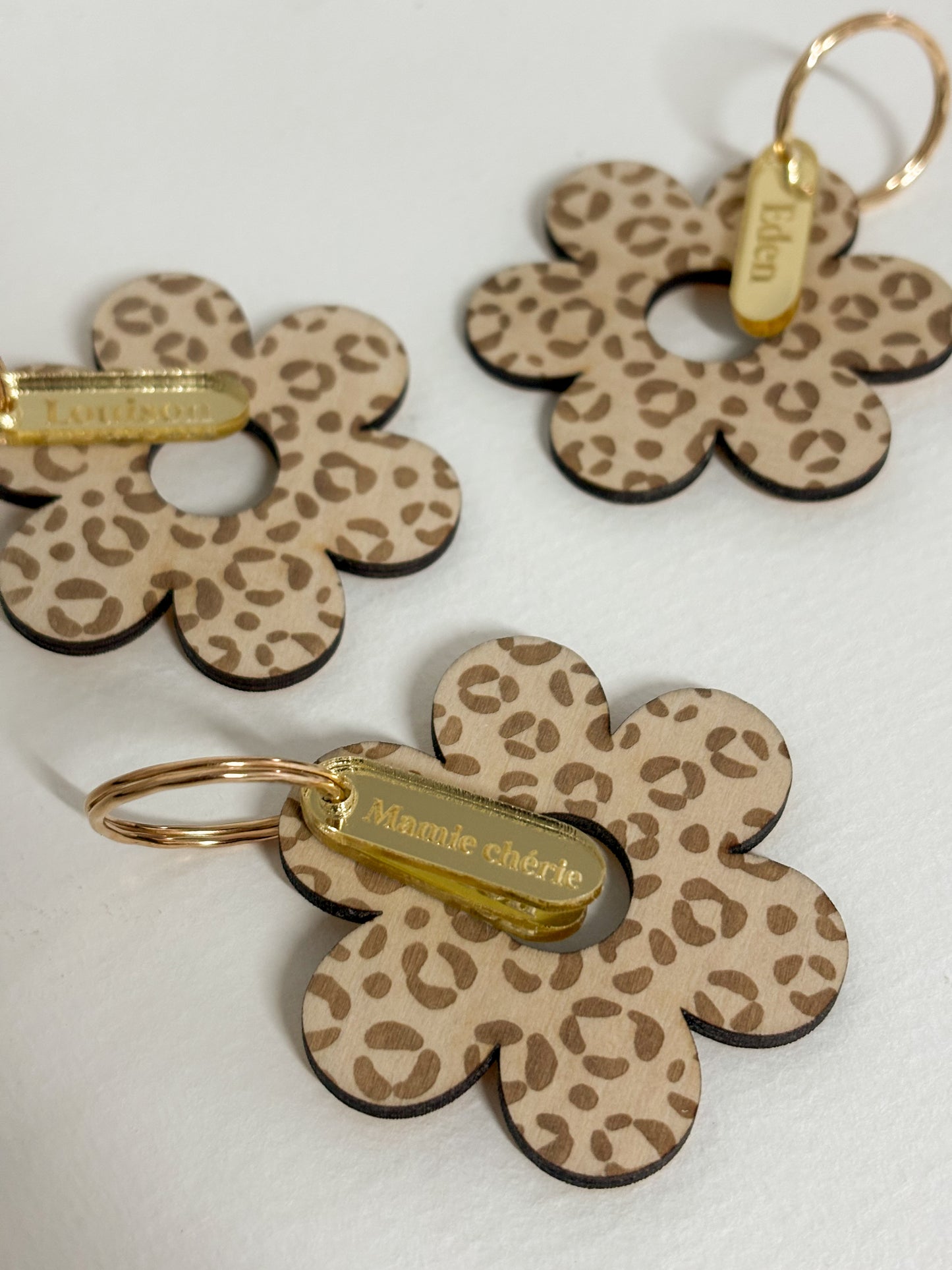 Porte-clés fleur léopard personnalisé